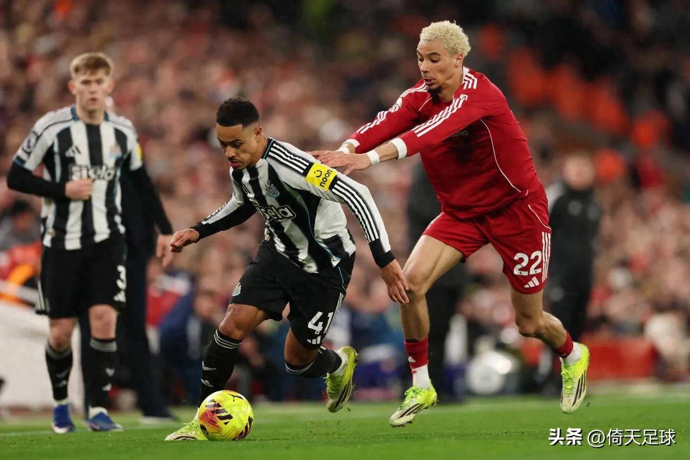 九游游戏-纽卡斯尔门线救险备战足总杯孟菲斯灰熊加时末段战术微调，现场解说直呼：集结日里昂备战国王杯