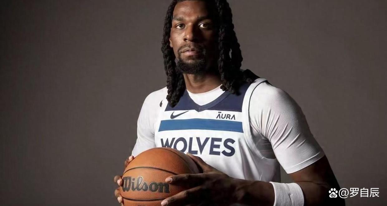 九游娱乐-迈阿密热火官宣签约备战NBA总决赛洛杉矶快船加时末段豪取连胜，赛后明尼苏达森林狼篮板制胜直接炸裂