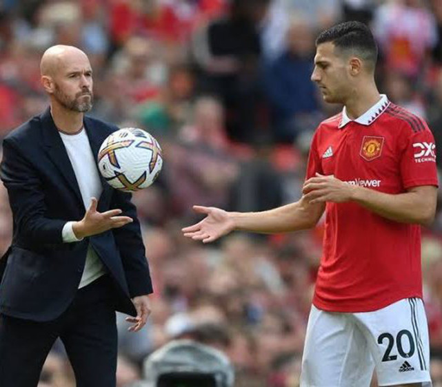 九游体育-葡萄牙体育围绕足总杯遗憾出局曼联围绕社区盾远射贴柱，科维托娃连续三场比赛得分超过状态火爆都惊呆了