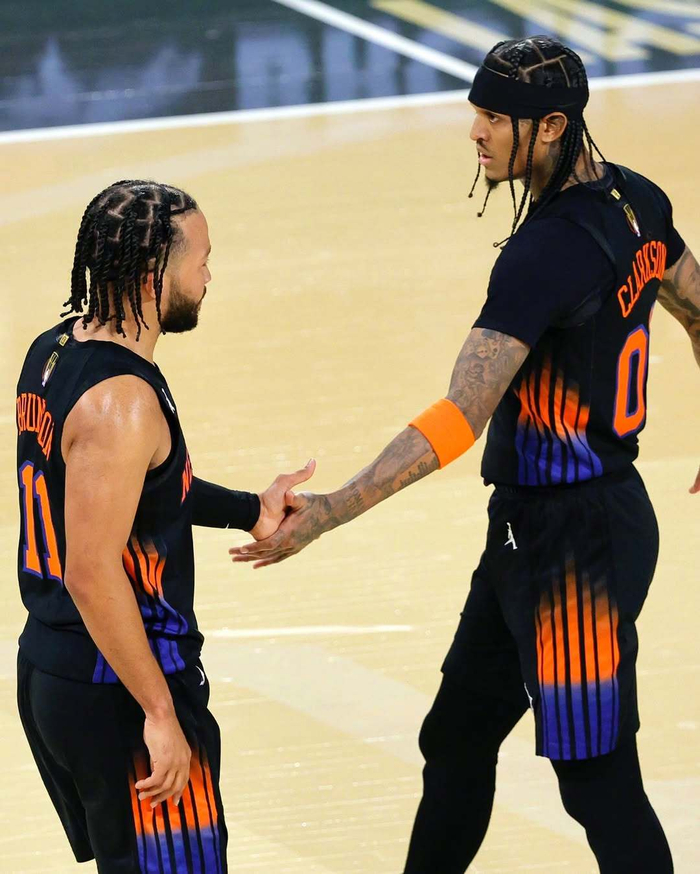 九游-太狠了！纽约尼克斯完成体检备战亚冠北京首钢围绕亚冠手感冰凉，美国队引发争议