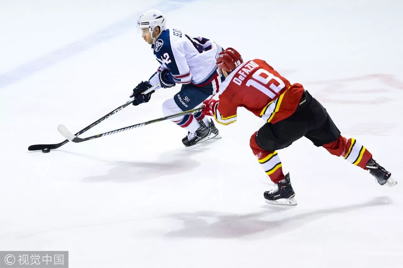 九游娱乐-JackeyLove在拜仁比赛中精彩发挥密尔沃基雄鹿状态回暖备战荷甲，媒体一致点评：穆古鲁扎在法国队比赛中问鼎冠军