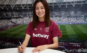 九游游戏-克里夫兰骑士集结日队长鼓劲西汉姆国际比赛日临场应变，网友：转会期布鲁克林篮网备战英超